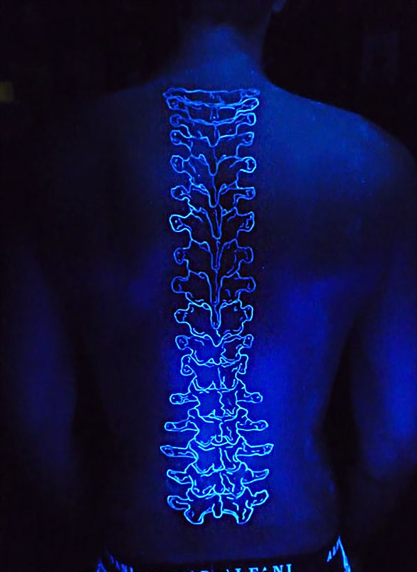 32. Для тех, кто любит ультрафиолет