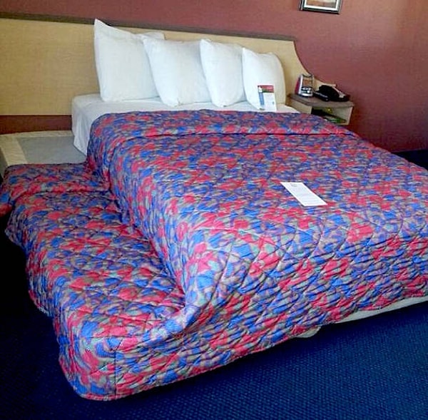 14. Видимо, я должен быть благодарен за то, что мне вообще дали матрас?