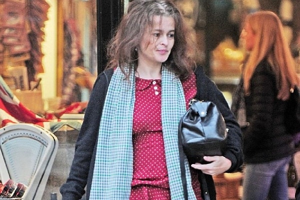 3. В обычной жизни Хелену Бонэм Картер не узнать.