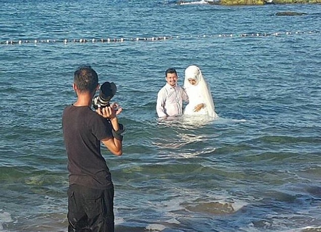 10. O şekilde bile o kadar mutluysanız birbirinizi gerçekten çok seviyorsunuz demektir...