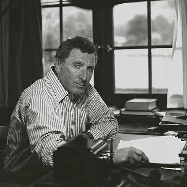 2. "Можно прожить всю жизнь и так и не научиться дышать"