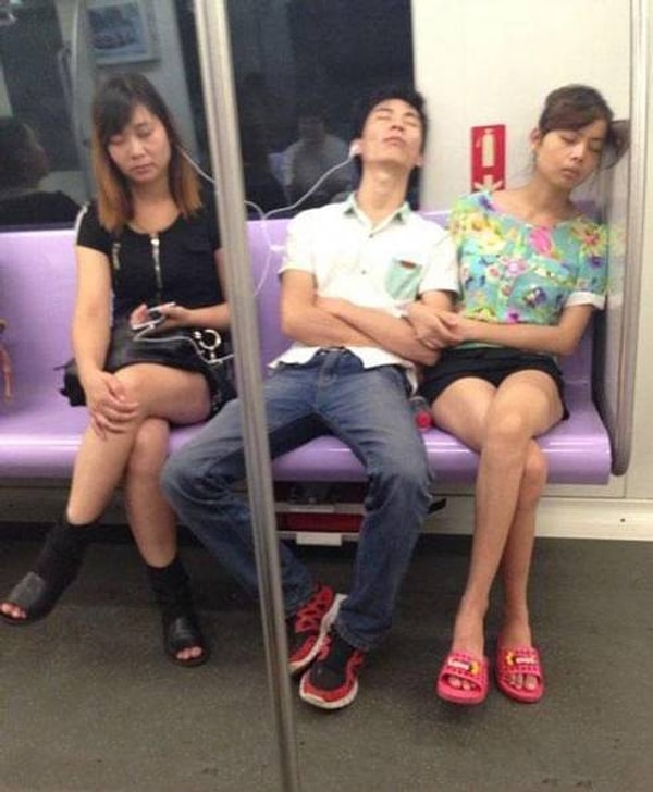 21. Ээээ... Шведская семья?