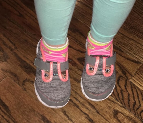 3. Когда у ботинок внезапно появляется способность видеть 😶