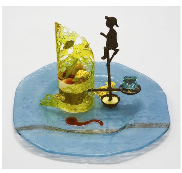 11. И, наконец, съесть десерт, который даже на еду не похож