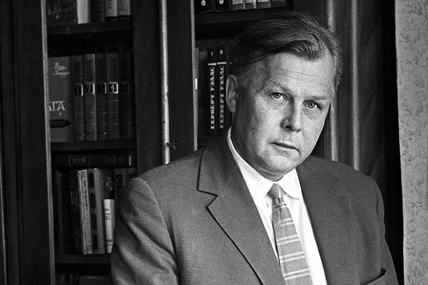 10. Переправа, переправа! Твардовский А. Т.