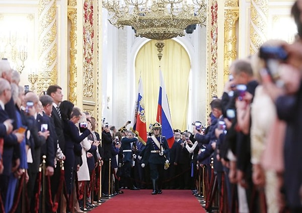 7. На какой срок в России избирают президента?