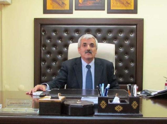 'Ben bu okulda okul marşından başka bir marş söyletmem'