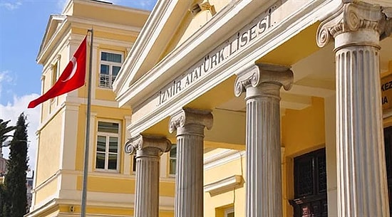 Kamuoyundan Büyük Tepki Yükselmişti: İAL Müdürü 'İzmir Marşıyla' Gitti