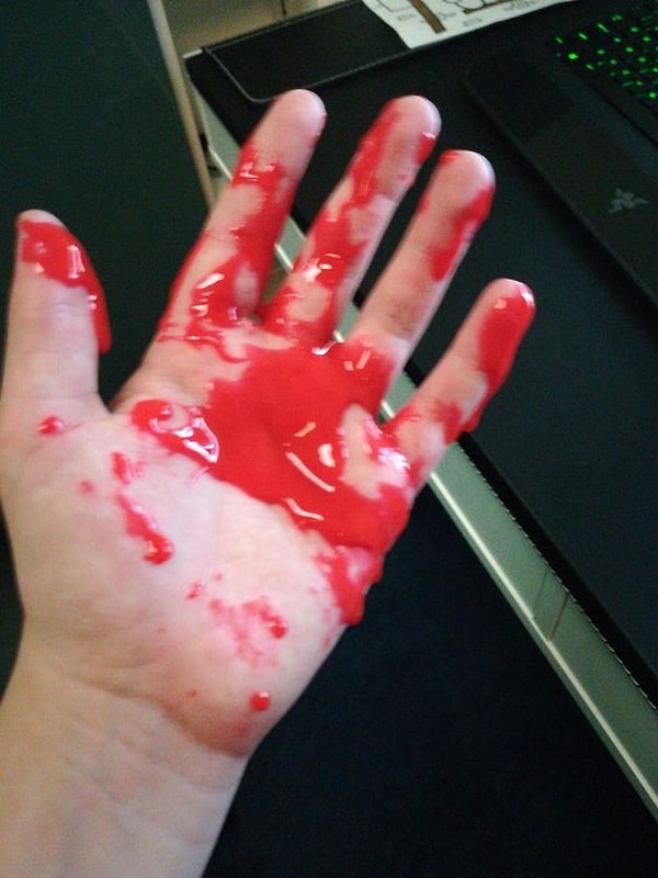 9. "Мой мяч-антистресс сегодня взорвался. Это пик моего терпения".