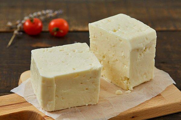7. Son kullanma tarihi 1 hafta geçmiş peynir