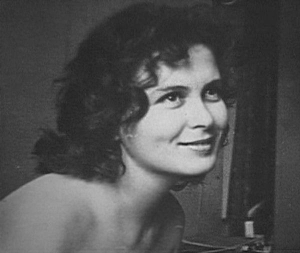 9. Изольда Извицкая (1932-1971)