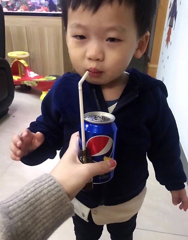9. Ребенок и лекарство выпьет, и газировку перестанет любить