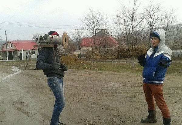 23. Съёмки деревенского дайджеста проходят именно так: