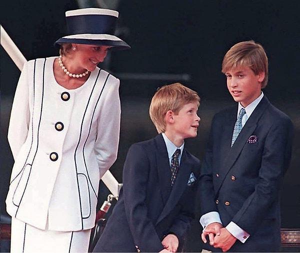 Prenses Diana ve Prens Charles'ın oğulları Harry'nin düğünü, başta İngilizler olmak üzere tüm dünyada heyecanla bekleniyordu.
