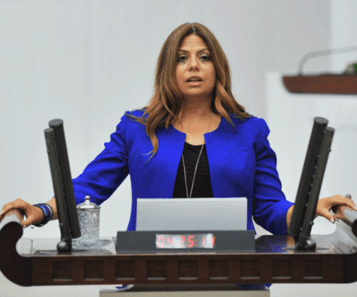 50'nin üzerinde isim yeniden aday gösterilmedi.