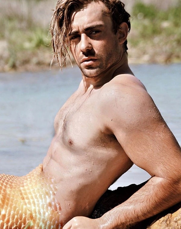 4. Может, кому-то эта сумма покажется небольшой, но давайте вспомним, что Риель всего лишь студент и не располагает большими сбережениями.