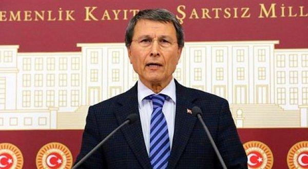 İYİ Parti'nin kurucuları arasında yer alan, mevcut parlamentoda İYİ Parti Kayseri milletvekili olan Prof.Dr. Yusuf Halaçoğlu aday listesinde yer almadı.