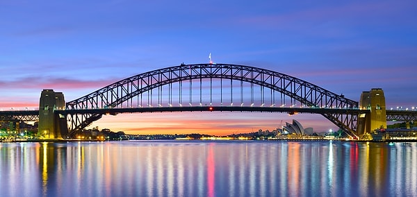 6. Где находится этот мост?