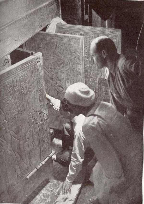 6. Момент открытия гробницы Тутанхамона