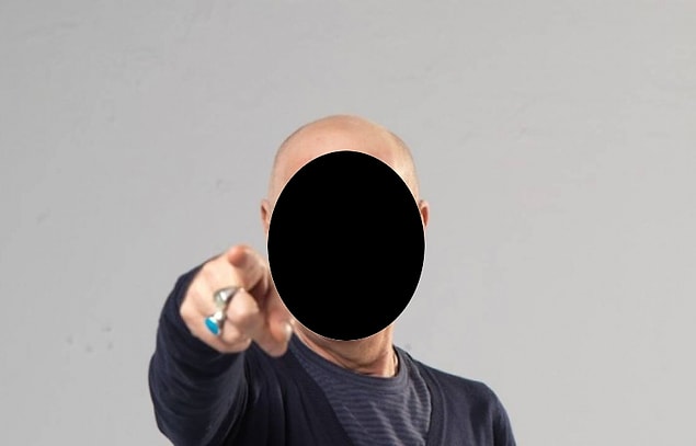 14. Fotoğraf hangi ünlüye aittir?