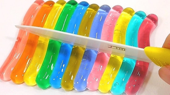 Такие АСМР-видео уже становятся официальными "поднимателями" настроения. А с вами сработает?