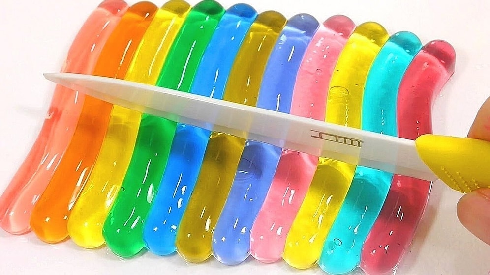 Такие АСМР-видео уже становятся официальными "поднимателями" настроения. А с вами сработает?