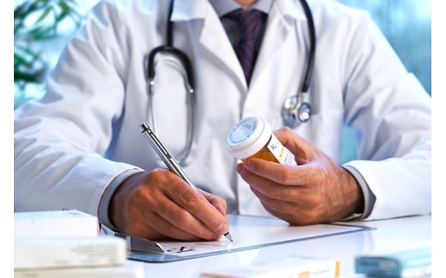 Aşağıdaki belirtilerden bir veya daha fazlasına sahip bir erkeğe, doktoru tarafından erken boşalma teşhisi koyulması muhtemeldir.