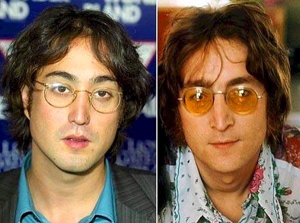 12. John Lennon ve oğlu Sean Lennon