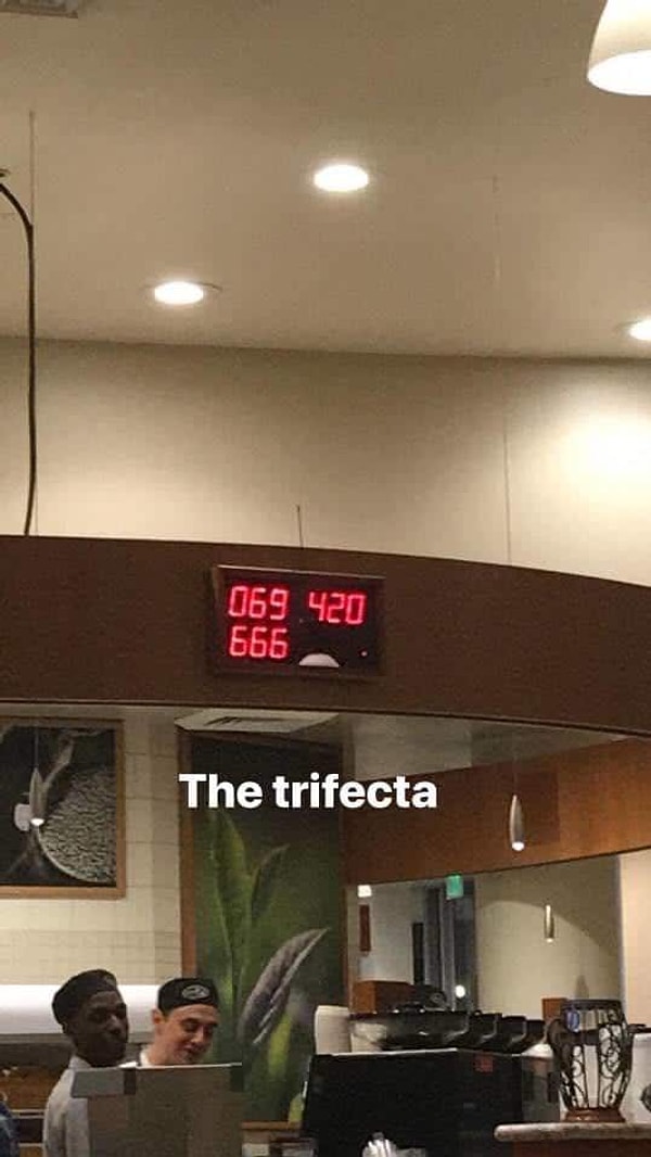 13. '69', '666', '420' - все, кому известны значения этих комбинаций цифр, поймут и оценят!