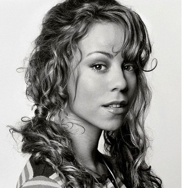 16. Мать Мэрайи Кэри, оперная певица Патрисия Хики, назвала дочь в честь песни "They Call the Wind Maria", которая ей очень нравилась.