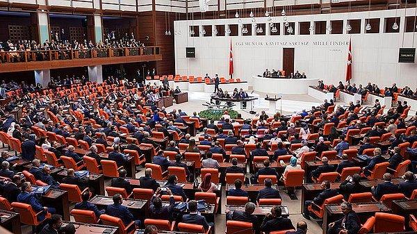 'Seçilme yaşı 18 oldu. Böyle olunca Türkiye'nin parlamentosunda bir dinamizm hakim olacak'