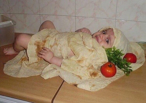 13. Посмотрите в глаза ребенку. Даже он понимает, что его родители — идиоты