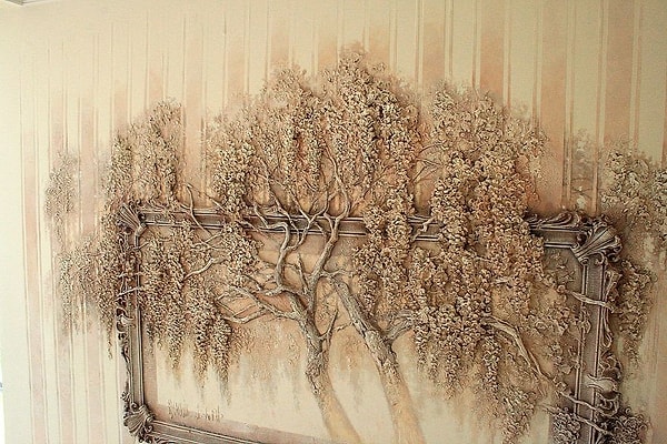 13. "Прежде всего меня интересует художественный образ, а материал в этом случае вторичен, хотя он добавляет работе характер".