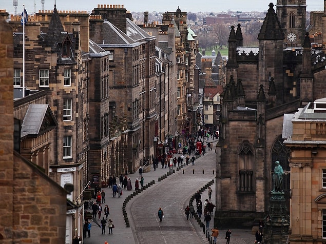 22. Edinburgh, İskoçya — 2,565$