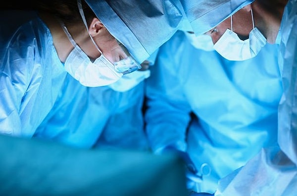 Arıburnu’nun Prof. Sönmez ve Prof. Ünver’le birlikte Türkiye'de gündeme getirdiği merkezin organ mafyasının da önüne geçmesi bekleniyor.