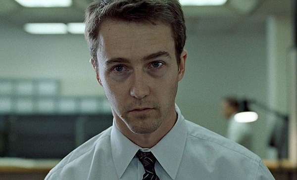 2. Всем наверняка известно, что недостаток сна или вовсе его отсутствие мешают мозгу создавать новые воспоминания. То есть он как будто бы отключается, и наступает состояние, похожее на амнезию.