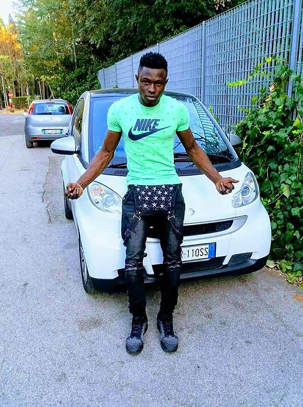 10. Молодец, Мамуду! Ты настоящий супергерой! 👏