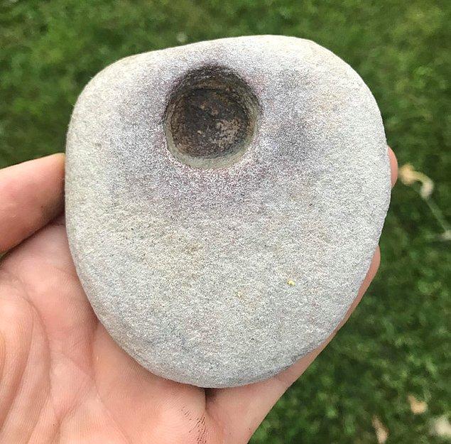 14. Roanoke Nehri'nde bulunan bu taş.