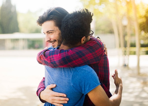 12. Как переводится слово "bonjour"?