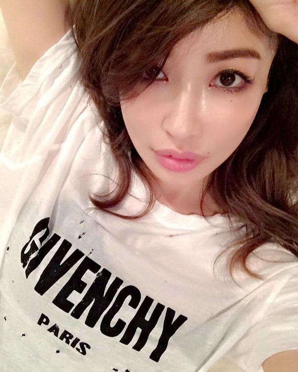 5. Риза - японская Инстаграм-модель.