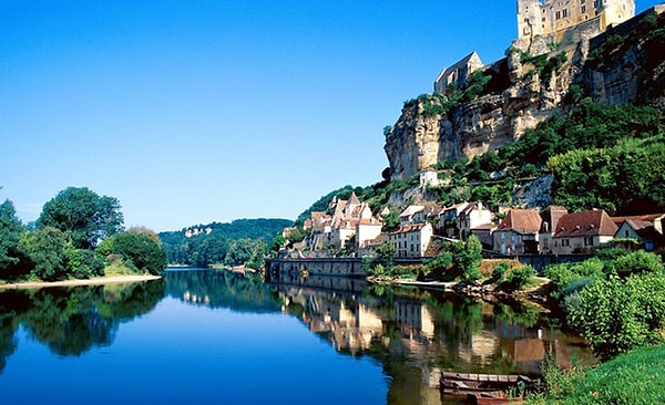 3. Самая длинная река Франции?