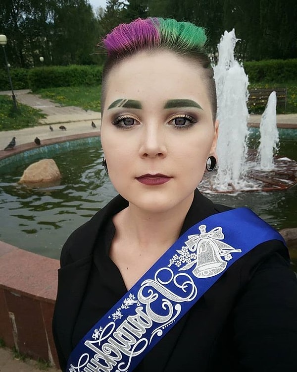 14. Есть и такой вариант причёски: