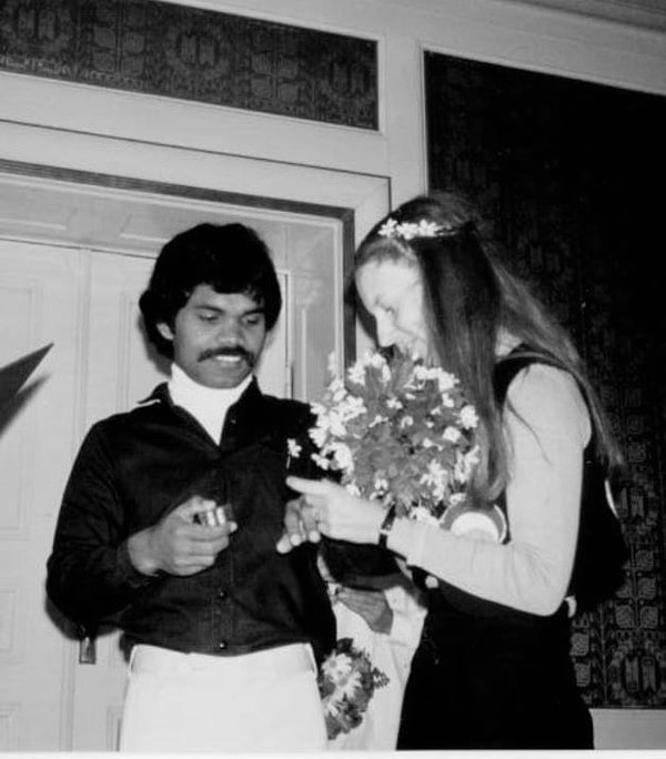 7. После мучительной разлуки длиной в 1,5 года Кумар продал все, что у него было, и купил велосипед.