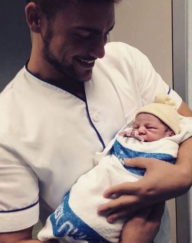 Suarez'e "dünyanın en seksi erkek hemşiresi" yorumları yapılıyor...
