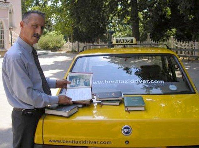 Dünyaya açılması elbette İstanbul'da başlıyor. 20 yaşında askerliğini bitirdikten sonra İstanbul'a gelip taksi şoförlüğü yapmaya başlamış.