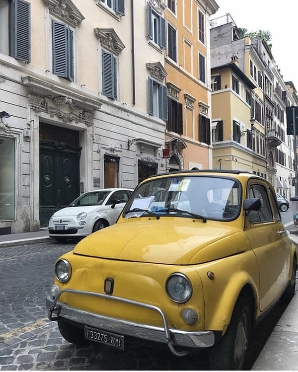 6. Где ещё можно увидеть два авто Fiat, стоящих в такой близости друг от друга 😱 А какое из них больше нравится вам?