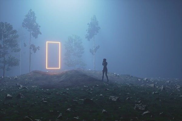 3. Клара из 3780-го утверждает, что люди путешествуют во времени уже сейчас