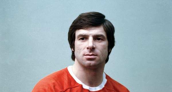 4. Узнаете этого мужчину?