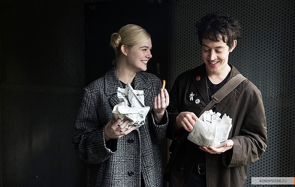 3. "Как разговаривать с девушками на вечеринках"