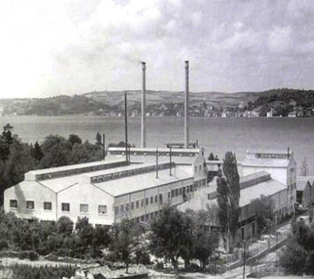24. Paşabahçe Şişe ve Cam Fabrikası (1935)
